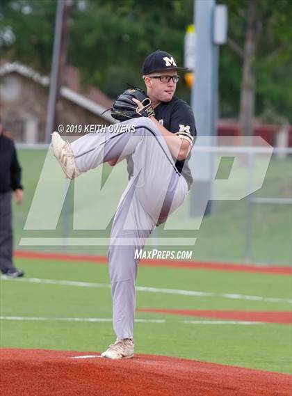 Thumbnail 2 in Mansfield vs. Hebron Game 1 (UIL 6A Area Playoff) photogallery.