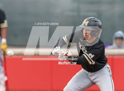 Thumbnail 2 in Mansfield vs. Hebron Game 1 (UIL 6A Area Playoff) photogallery.