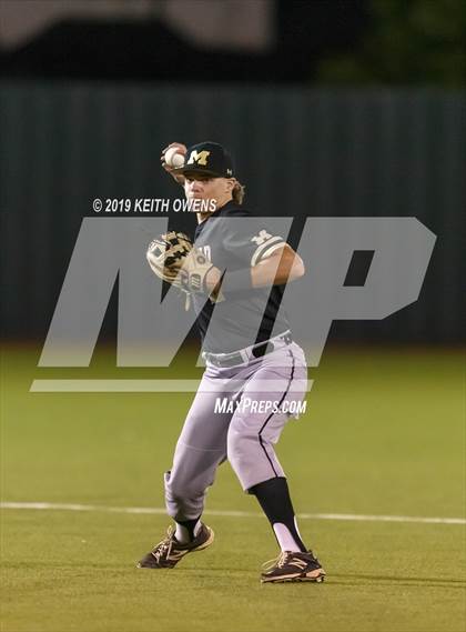 Thumbnail 1 in Mansfield vs. Hebron Game 1 (UIL 6A Area Playoff) photogallery.