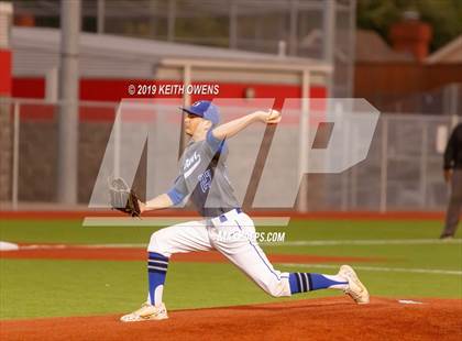 Thumbnail 1 in Mansfield vs. Hebron Game 1 (UIL 6A Area Playoff) photogallery.