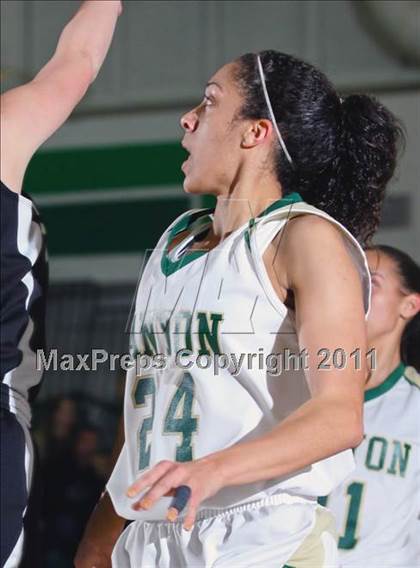 Thumbnail 2 in Sultana vs. Canyon (CIF SS Playoffs) photogallery.