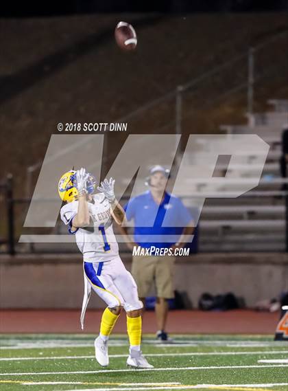 Thumbnail 1 in Oak Grove @ Westmont photogallery.