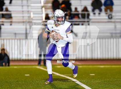 Thumbnail 3 in Mart vs. Stratford (UIL 2A Division 1 Semifinal) photogallery.