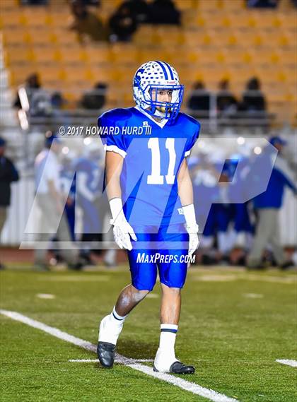 Thumbnail 2 in Mart vs. Stratford (UIL 2A Division 1 Semifinal) photogallery.