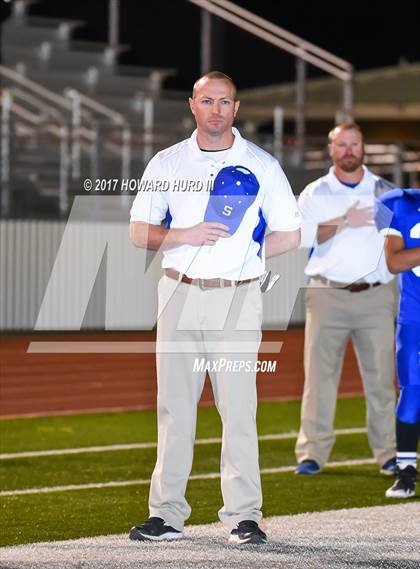 Thumbnail 2 in Mart vs. Stratford (UIL 2A Division 1 Semifinal) photogallery.