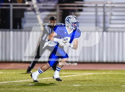 Thumbnail 2 in Mart vs. Stratford (UIL 2A Division 1 Semifinal) photogallery.
