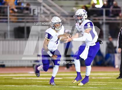 Thumbnail 1 in Mart vs. Stratford (UIL 2A Division 1 Semifinal) photogallery.