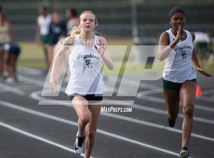 Thumbnail 3 in Alonso Track and Field Invitational photogallery.