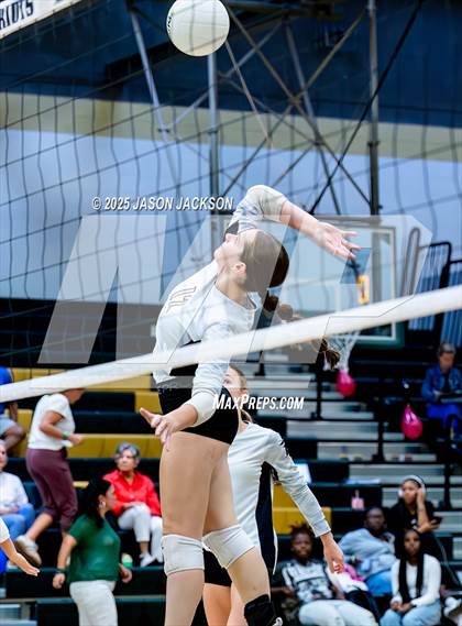 Thumbnail 1 in Western Harnett @ Pinecrest photogallery.