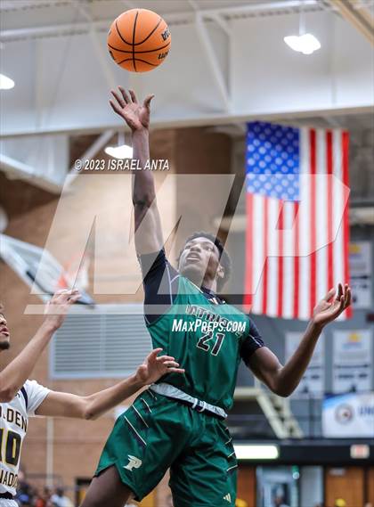Thumbnail 2 in Fairmont vs Pinecrest (2023 Robeson County Shootout) Championship photogallery.