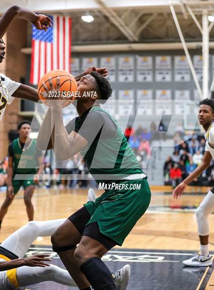 Thumbnail 2 in Fairmont vs Pinecrest (2023 Robeson County Shootout) Championship photogallery.
