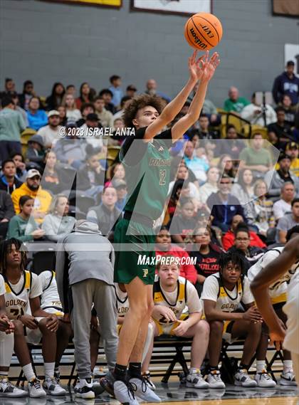 Thumbnail 2 in Fairmont vs Pinecrest (2023 Robeson County Shootout) Championship photogallery.