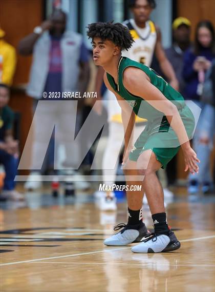 Thumbnail 2 in Fairmont vs Pinecrest (2023 Robeson County Shootout) Championship photogallery.