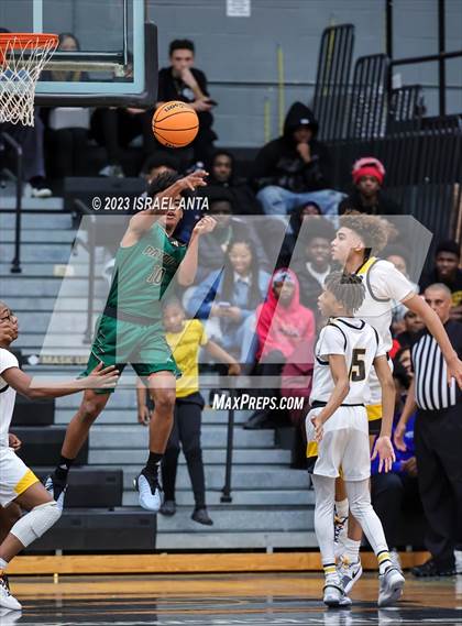 Thumbnail 3 in Fairmont vs Pinecrest (2023 Robeson County Shootout) Championship photogallery.