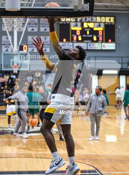 Thumbnail 3 in Fairmont vs Pinecrest (2023 Robeson County Shootout) Championship photogallery.