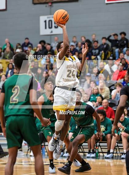 Thumbnail 2 in Fairmont vs Pinecrest (2023 Robeson County Shootout) Championship photogallery.