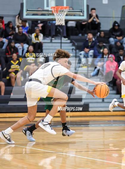 Thumbnail 3 in Fairmont vs Pinecrest (2023 Robeson County Shootout) Championship photogallery.