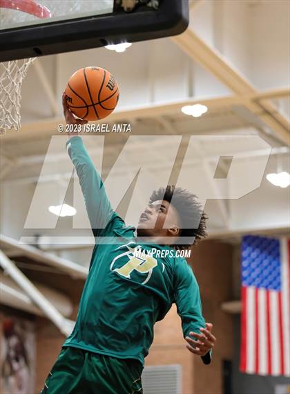 Thumbnail 3 in Fairmont vs Pinecrest (2023 Robeson County Shootout) Championship photogallery.