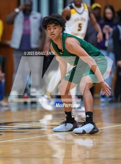 Thumbnail 3 in Fairmont vs Pinecrest (2023 Robeson County Shootout) Championship photogallery.
