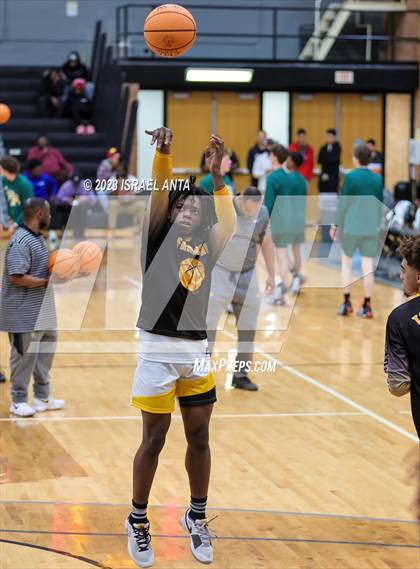 Thumbnail 2 in Fairmont vs Pinecrest (2023 Robeson County Shootout) Championship photogallery.