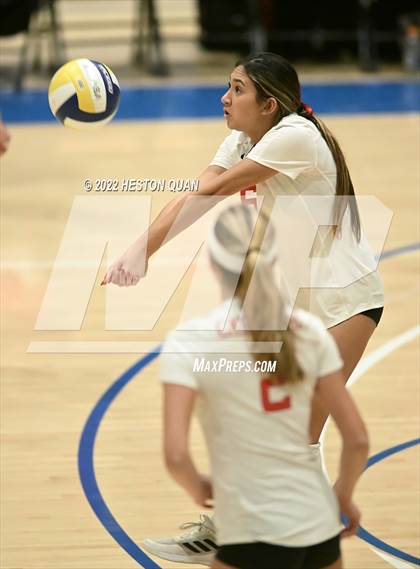 Thumbnail 2 in Saint Francis vs. Cathedral Catholic (CIF State Open Final) photogallery.