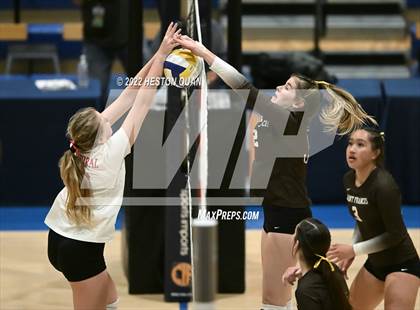 Thumbnail 1 in Saint Francis vs. Cathedral Catholic (CIF State Open Final) photogallery.