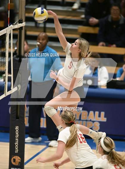 Thumbnail 2 in Saint Francis vs. Cathedral Catholic (CIF State Open Final) photogallery.