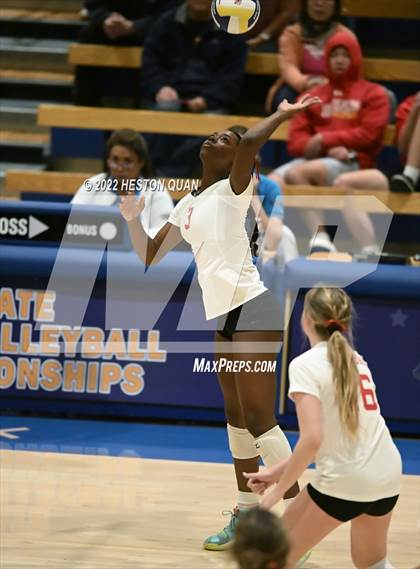 Thumbnail 3 in Saint Francis vs. Cathedral Catholic (CIF State Open Final) photogallery.