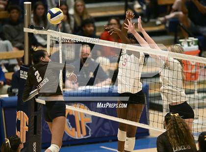 Thumbnail 1 in Saint Francis vs. Cathedral Catholic (CIF State Open Final) photogallery.