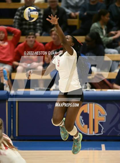 Thumbnail 3 in Saint Francis vs. Cathedral Catholic (CIF State Open Final) photogallery.