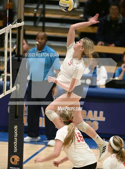 Thumbnail 1 in Saint Francis vs. Cathedral Catholic (CIF State Open Final) photogallery.