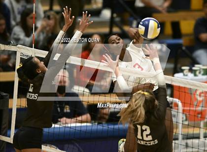 Thumbnail 1 in Saint Francis vs. Cathedral Catholic (CIF State Open Final) photogallery.