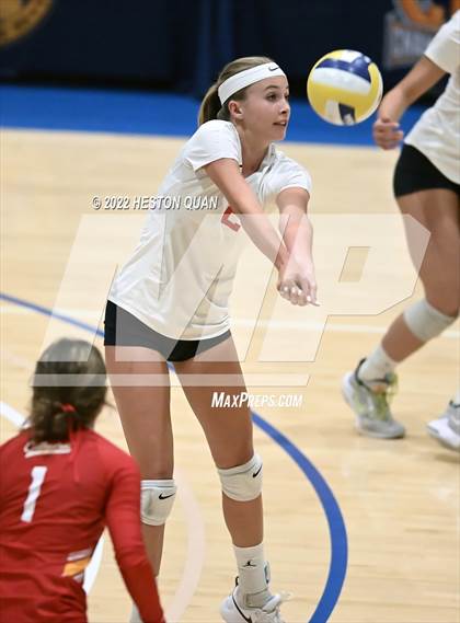 Thumbnail 3 in Saint Francis vs. Cathedral Catholic (CIF State Open Final) photogallery.