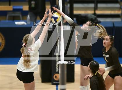Thumbnail 3 in Saint Francis vs. Cathedral Catholic (CIF State Open Final) photogallery.