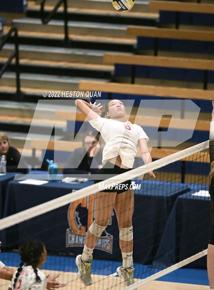 Thumbnail 2 in Saint Francis vs. Cathedral Catholic (CIF State Open Final) photogallery.