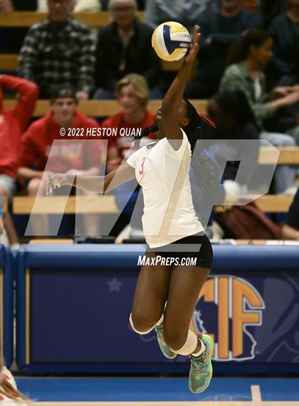 Thumbnail 2 in Saint Francis vs. Cathedral Catholic (CIF State Open Final) photogallery.