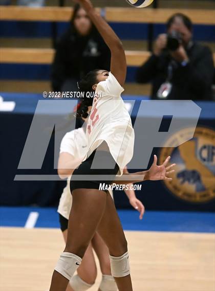 Thumbnail 1 in Saint Francis vs. Cathedral Catholic (CIF State Open Final) photogallery.
