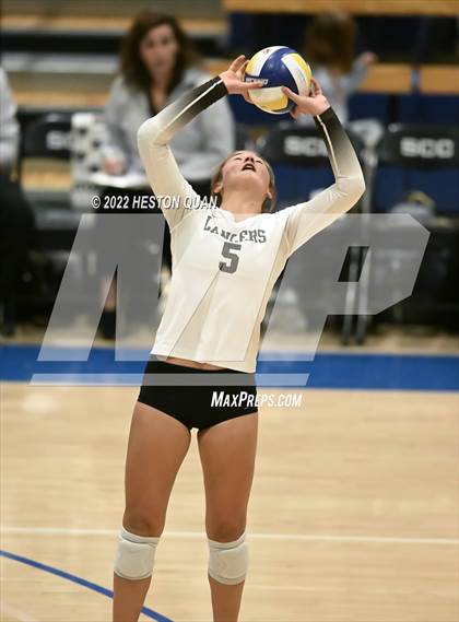 Thumbnail 2 in Saint Francis vs. Cathedral Catholic (CIF State Open Final) photogallery.