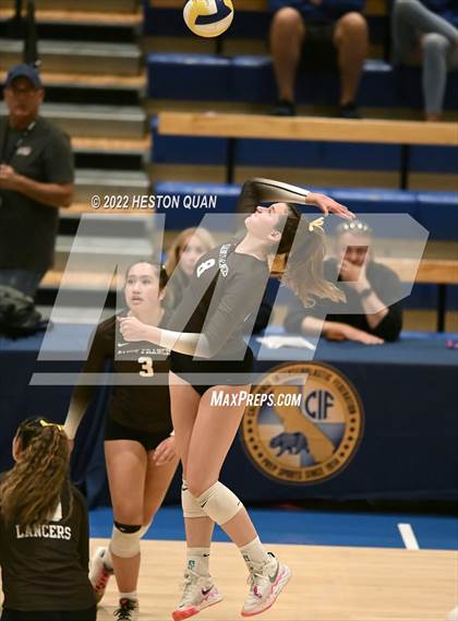 Thumbnail 1 in Saint Francis vs. Cathedral Catholic (CIF State Open Final) photogallery.
