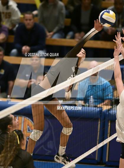 Thumbnail 3 in Saint Francis vs. Cathedral Catholic (CIF State Open Final) photogallery.