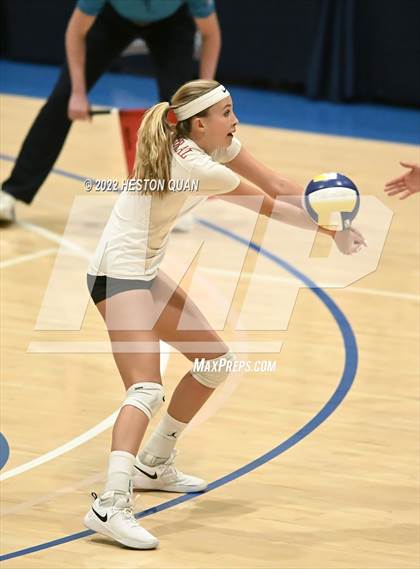 Thumbnail 3 in Saint Francis vs. Cathedral Catholic (CIF State Open Final) photogallery.