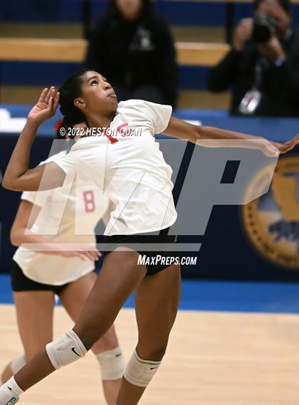 Thumbnail 1 in Saint Francis vs. Cathedral Catholic (CIF State Open Final) photogallery.