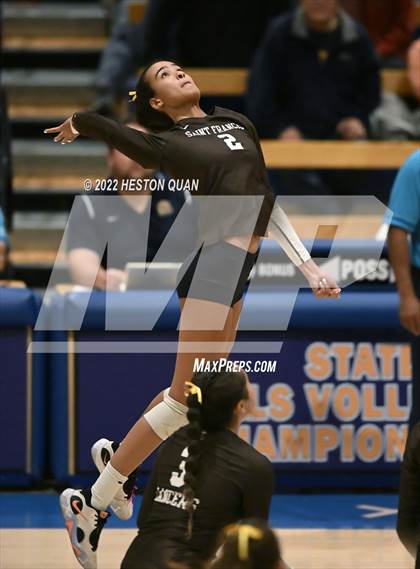 Thumbnail 3 in Saint Francis vs. Cathedral Catholic (CIF State Open Final) photogallery.