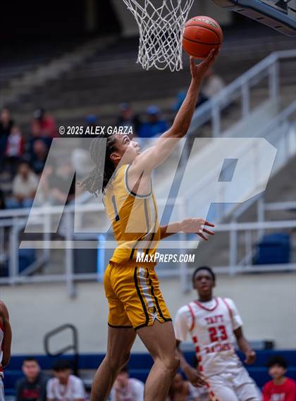 Thumbnail 3 in Brennan @ Taft photogallery.