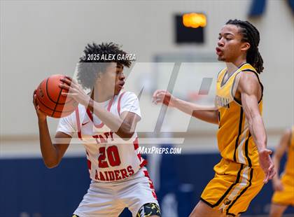 Thumbnail 3 in Brennan @ Taft photogallery.