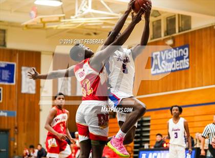 Thumbnail 3 in De Anza vs. Tamalpais (Chris Huber Classic) photogallery.