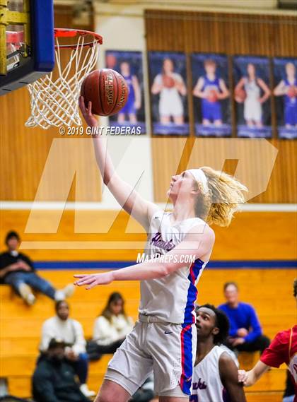 Thumbnail 1 in De Anza vs. Tamalpais (Chris Huber Classic) photogallery.