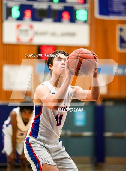 Thumbnail 3 in De Anza vs. Tamalpais (Chris Huber Classic) photogallery.