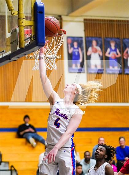Thumbnail 2 in De Anza vs. Tamalpais (Chris Huber Classic) photogallery.