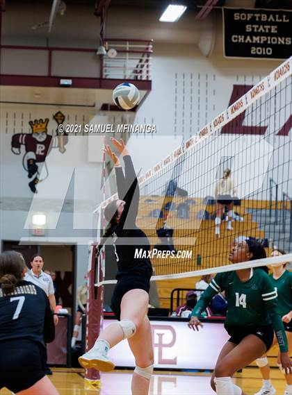Thumbnail 1 in Millard West vs. Bellevue West photogallery.